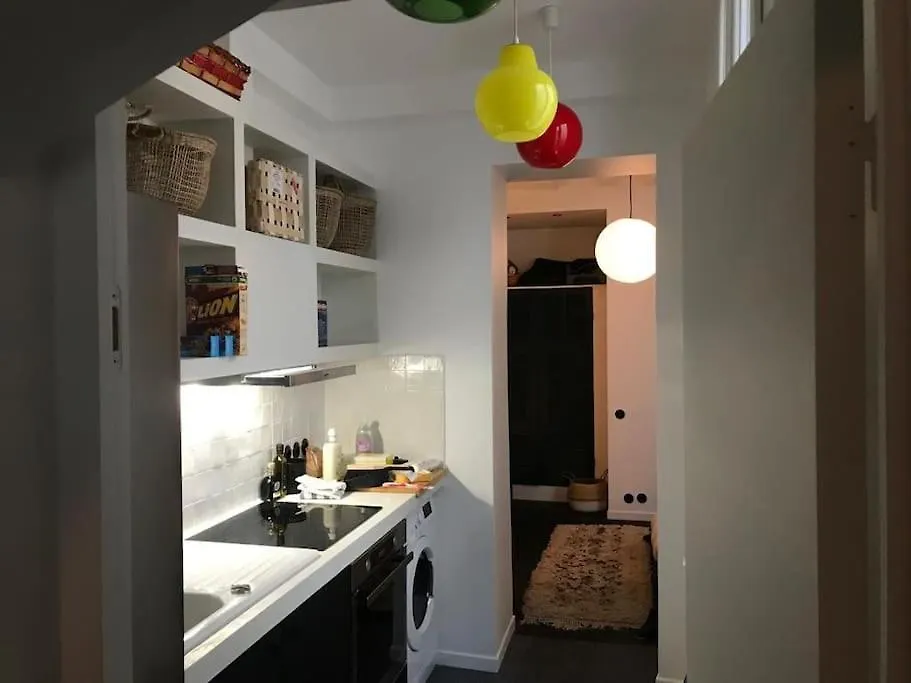 Typical Stylish Parisian Studio - Bastille Area דירה פריז